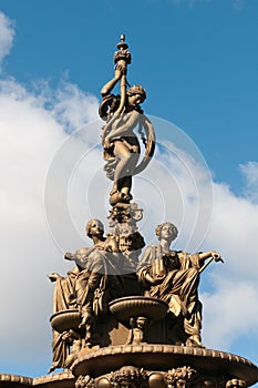 Ross fountain statue Edinburgh