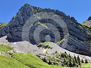 Rossalplispitz or Rossaelplispitz Mountain above the valley Wagital and alpine Lake Wagitalersee Waegitalersee, Innerthal