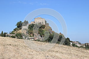 Rossena Castle photo