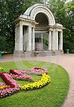 The Rossi Pavilion in Pavlovsk Park photo
