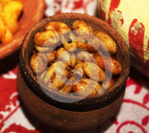 Rosted peanut,groundnut Indian Food served in Mud Bowl