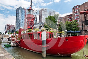 Rotterdams Wijnhaven with old fireship