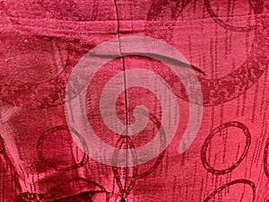 Rough red cloth, circle ornament