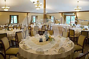 Round banquet tables