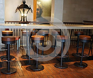 Round bar stools