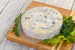 Round blue cheese