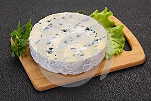 Round blue cheese