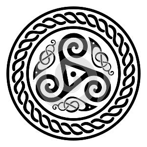 Round Celtic Design, triskele and celtic pattern