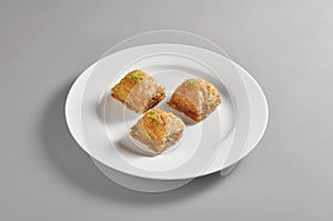 Round dish with turkish baclava