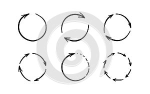 Round doodle arrows. Hand drawn circle arrow icons set. Recycle sketch signs. Repeat graphic line symbols. Vector doodle