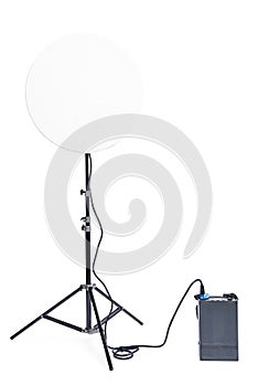 Round flash with one battery pack on a white