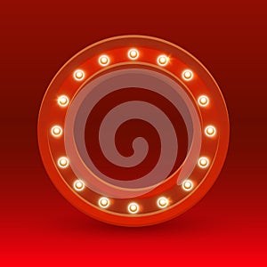 Round frame with light bulbs