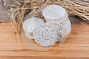 Round puffed multi-grain crispbreads against the various cereal ears