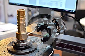 Roundness and cylindricity form measuring instrument enable measurement of a variety of workpieces. photo