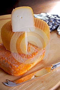 Rouy & port salut cheese photo