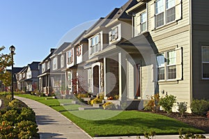 Row of new homes in Willsonville Oregon.