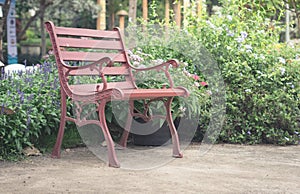 à¸ºrown bench in garden,vintage filtered.