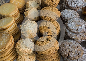 Rows of cookies