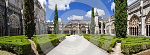 Royal Cloister of the Batalha Monastery photo