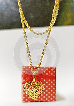 Royal Heart Necklace Elegantly Desined