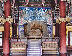 The Royal Palace of the Korean kings is the most important Korean heritage,The throne in Gyeongbok Palace
