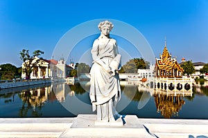 The Royal Residence (Phra Thinang) and Sages Lookout Tower (Ho W