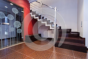 Ruby house - Modern staircase