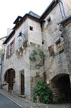 Rue Droite, Turenne ( France ) photo