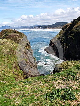 Rugged cliffs at Yaquina Head