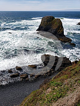 Rugged cliffs at Yaquina Head