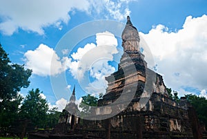 Ruin of Wat Chedi Ched Thaeo, Si Satchanalai Historical Park, Sukhothai Province, Thailand.