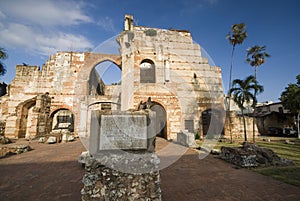 Ruinas de hospital san nicolas de bari