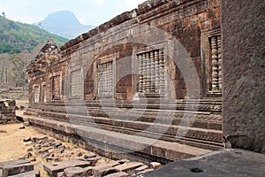 ruined Khmer Hindu temple complex (vat phou or vat phu) - laos