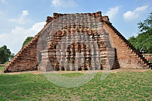 Ruined Temple at Wat Rakhang