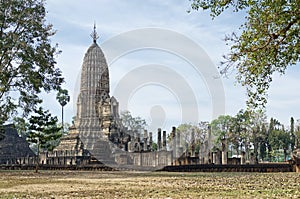 Ruins of Ancient Thai Temple Wat Phra Sri Rattana Mahathat.