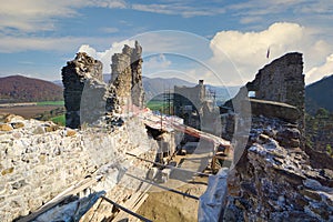 Zrúcanina hradu Reviste