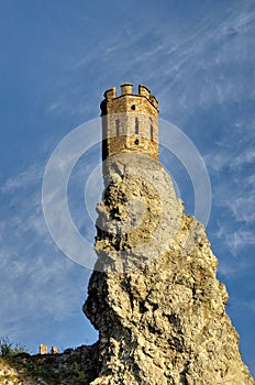 Zrúcanina hradu Devín Bratislava, Slovensko, Európa. Gotická strážna veža na skale, hrad Devín. Preskúmajte a navštívte Slovensko.