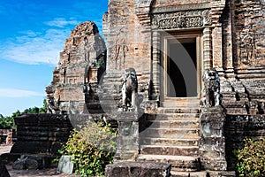 ruins of the East Mebon temple