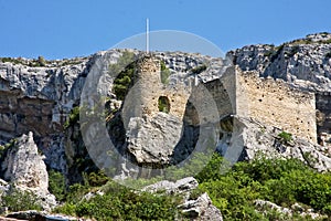 Ruins at Fontaine-de-Vaucluse