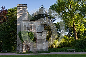 Ruins of the former venue at the Park an der Ilm