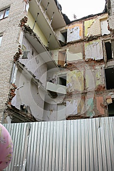 Ruins of inhabited block of flats