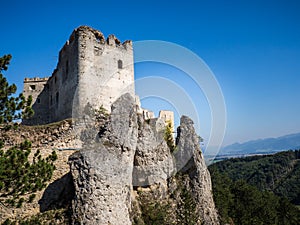 Zřícenina středověkého hradu Lietava, Slovensko