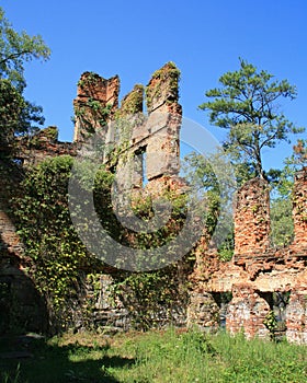 Ruins of New Manchester Manufacturing Company Mill at Sweetwater Creek State Park in Georgia