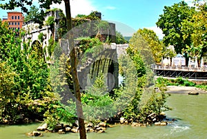 Ruins of the old Ponte Rotto photo