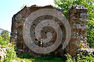 Ruins of an orthodox church in Curtea de ArgeÃˆâ„¢ early 16th century.