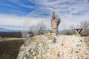 Zrúcanina hradu Pajštún na Záhorí pri Stupave