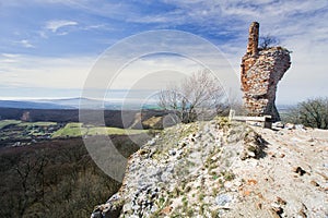 Zrúcanina hradu Pajštún na Záhorí pri Stupave