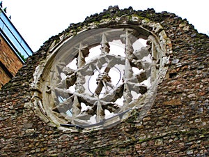 Ruins with round window in London
