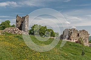 Remains of Saris castle