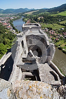 Zrúcanina hradu Strečno, Slovensko